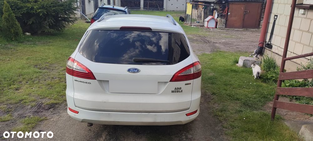 Ford Mondeo 2.0 TDCi Ambiente - 4