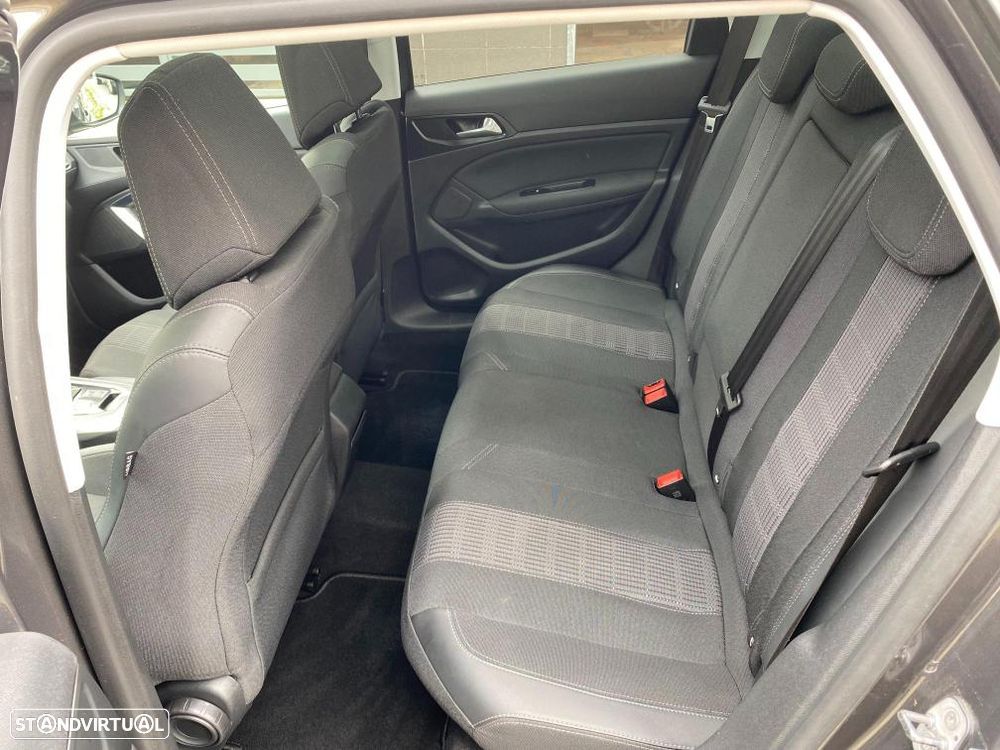 Peugeot 308 SW PureTech 130 GPF EAT8 Stop & Start Allure Business-Pack - 8