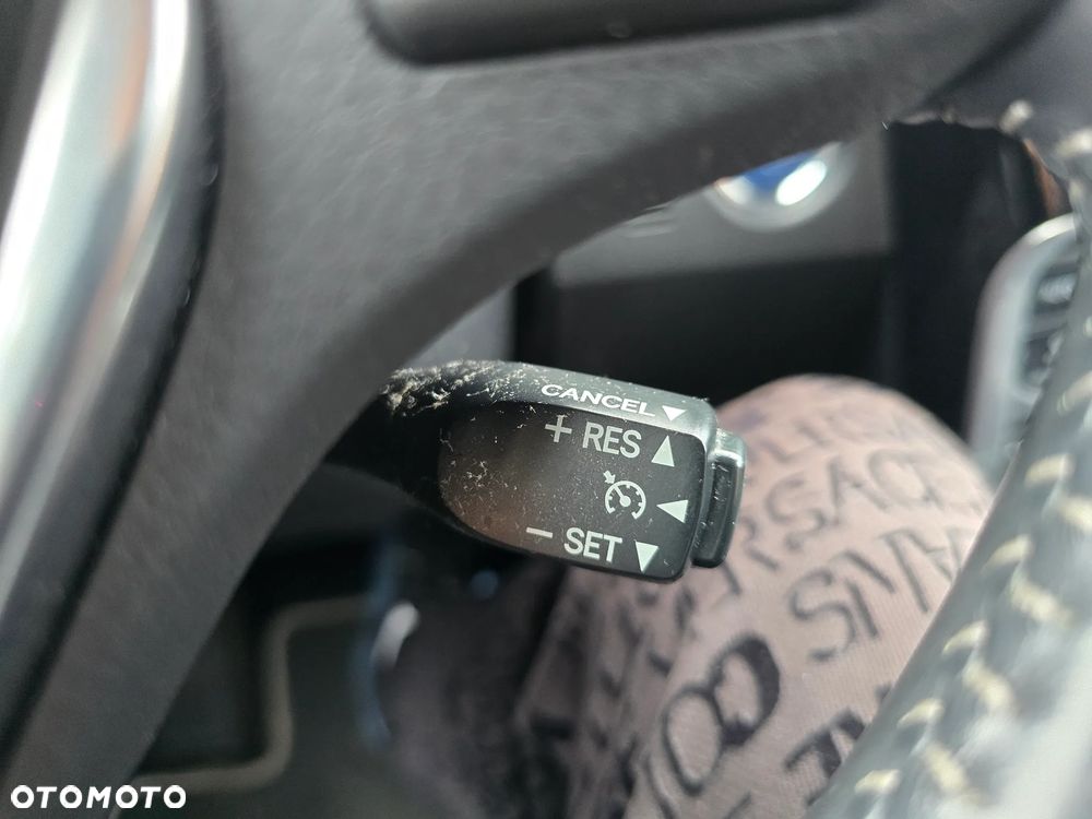 Toyota Auris Hybrid 135 Premium - 16