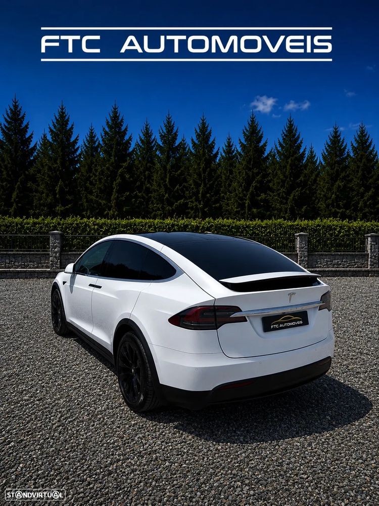 Tesla Model X 100D - 6