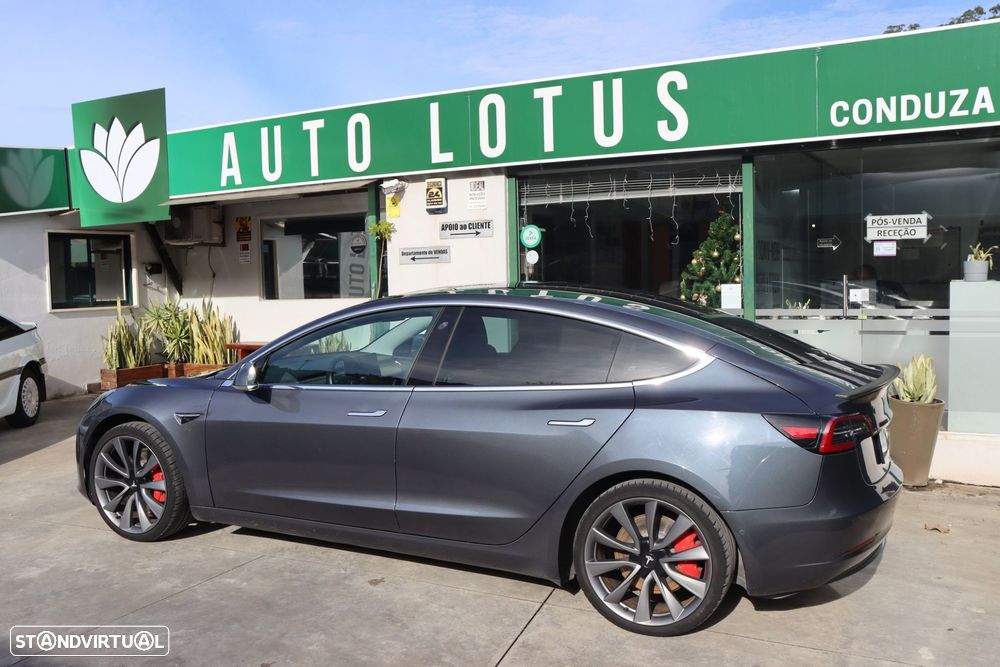 Tesla Model 3 Performance Dual Motor AWD - 4