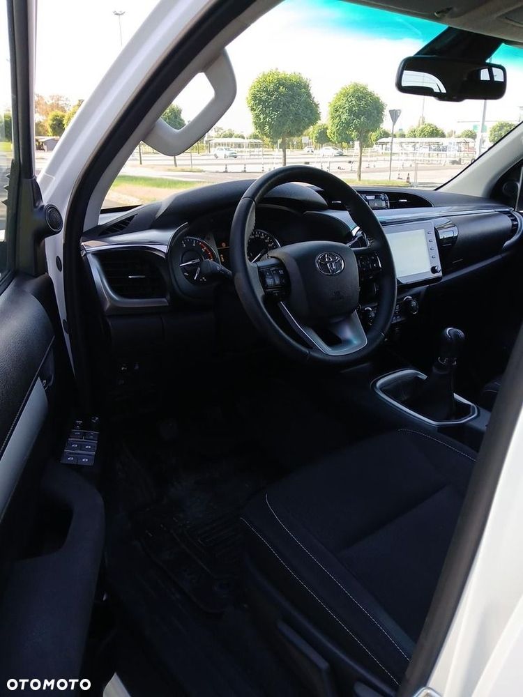 Toyota Hilux 2.8 D-4D Double Cab SR5 4x4 - 22