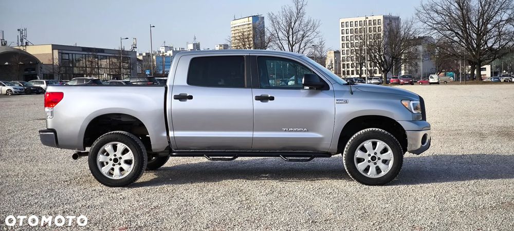 Toyota Tundra 5.7 4x4 Double Cab LB SR5 - 4