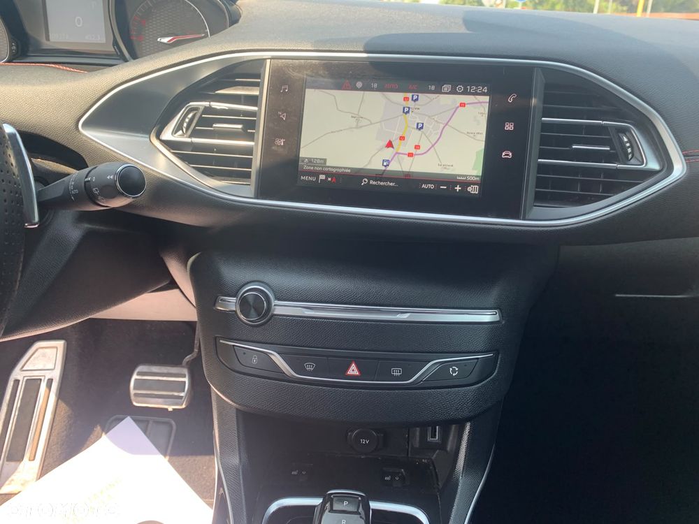 Peugeot 308 BlueHDi FAP 180 EAT8 Stop & Start GT - 20