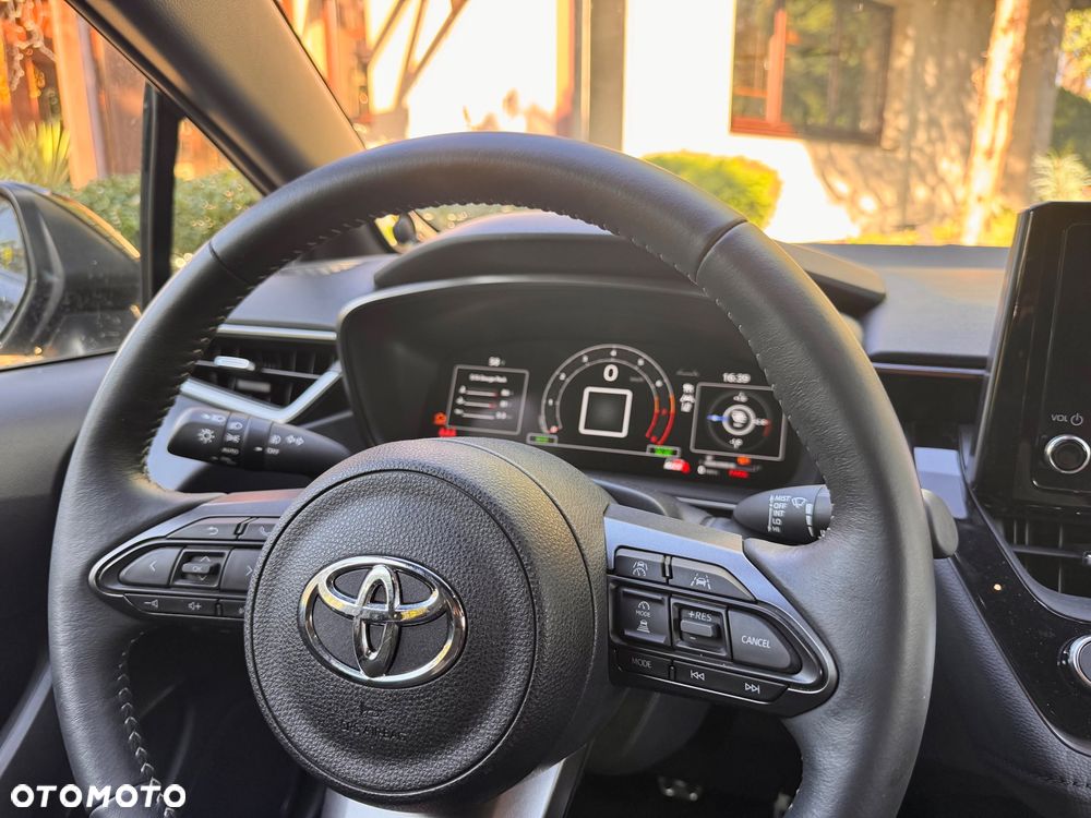Toyota GR Corolla - 18