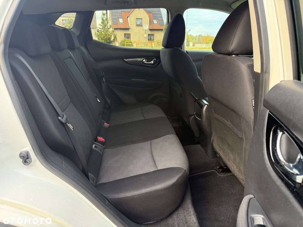 Nissan Qashqai - 14