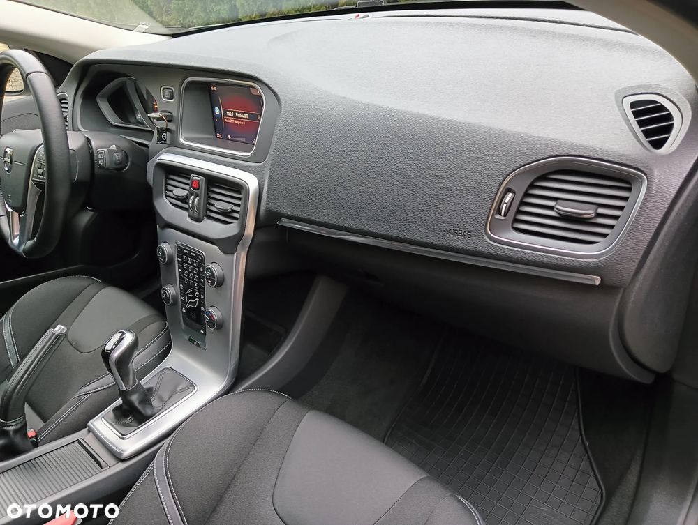 Volvo V40 - 12