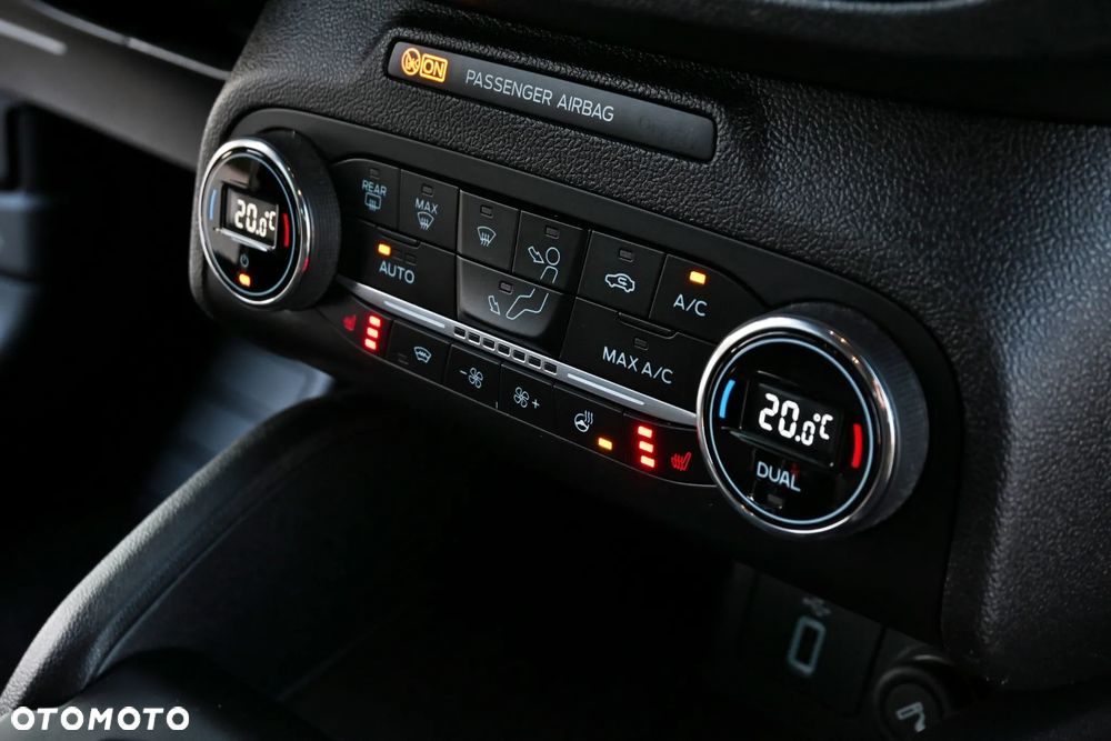 Ford Focus 1.5 EcoBlue SCR ST-Line - 38