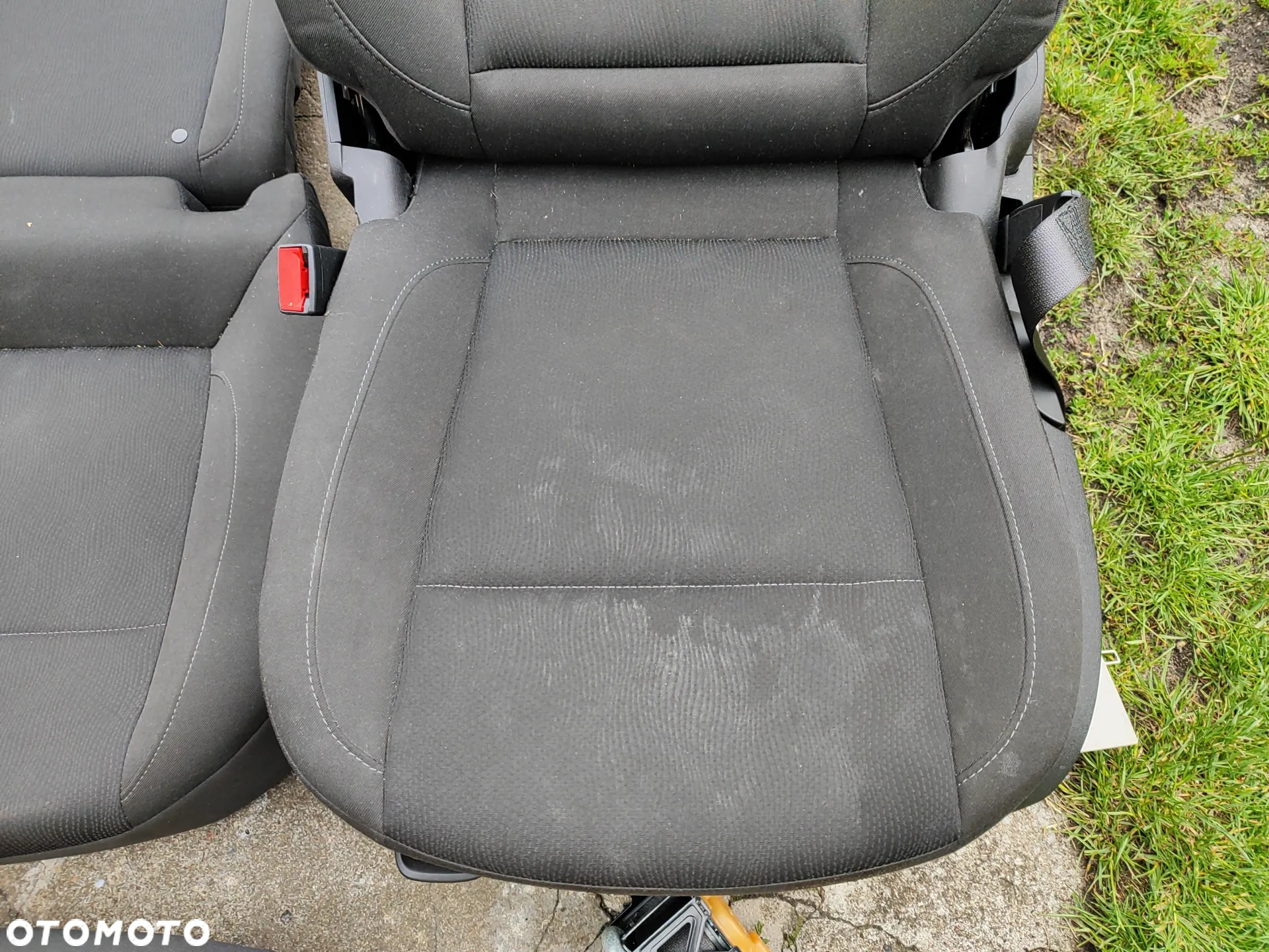 fotel przód lewy / prawy kompletne + kanapa i półka do HB CZARNE do OPEL insignia A 08- - 9