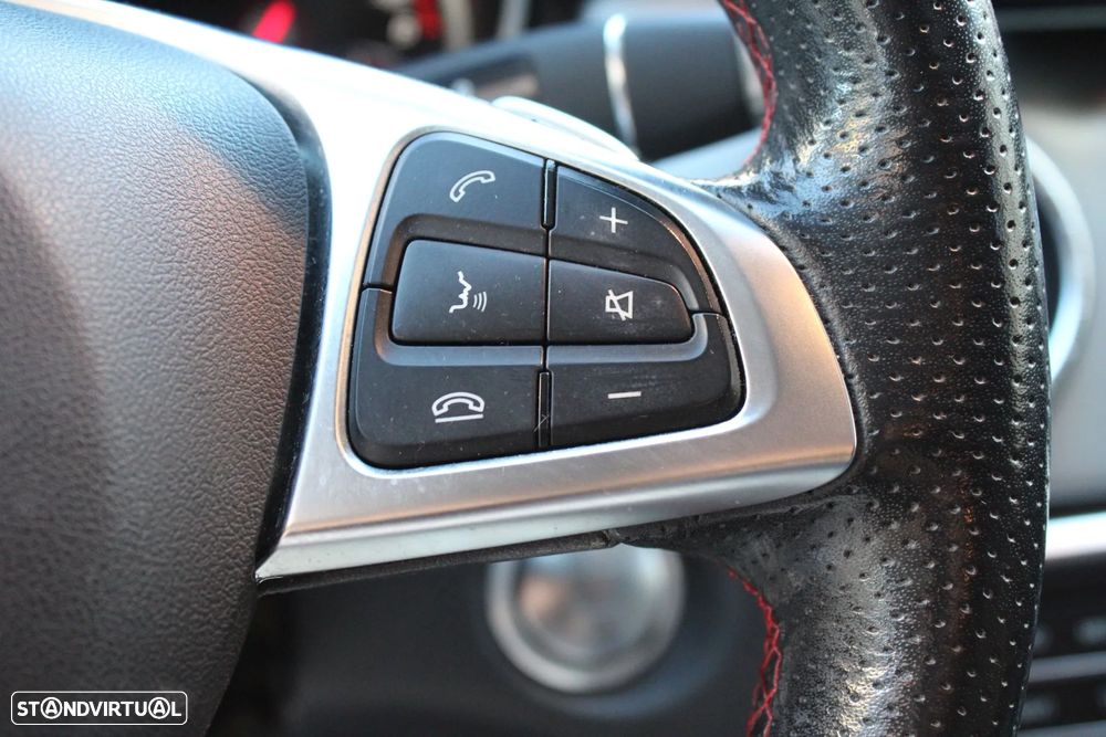 Mercedes-Benz CLA 200 d Shooting Brake 8G-DCT AMG Line - 14