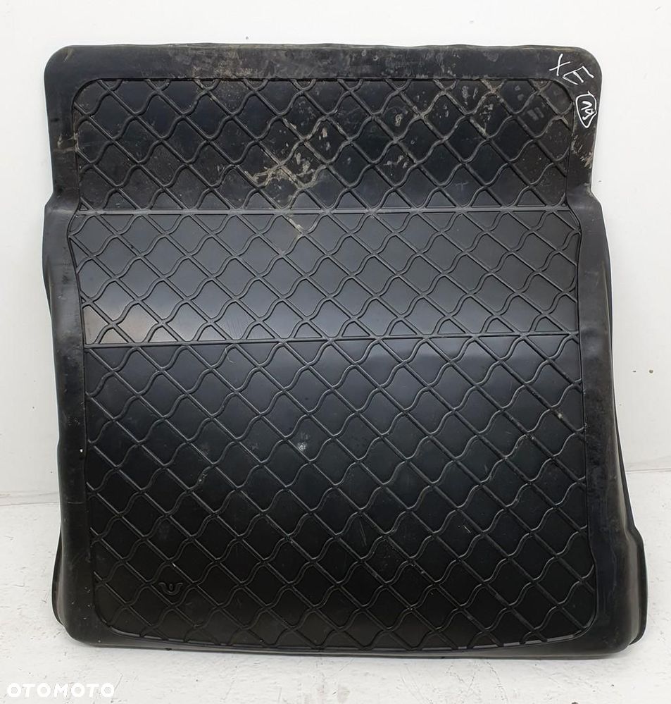 GUMA MATA BAGAŻNIKA JAGUAR XE X760 GUA-193710 - 2