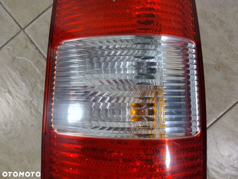 VW Volkswagen caddy III 03-10 lampa prawy tył wysyłka OLX 2k0 - 3