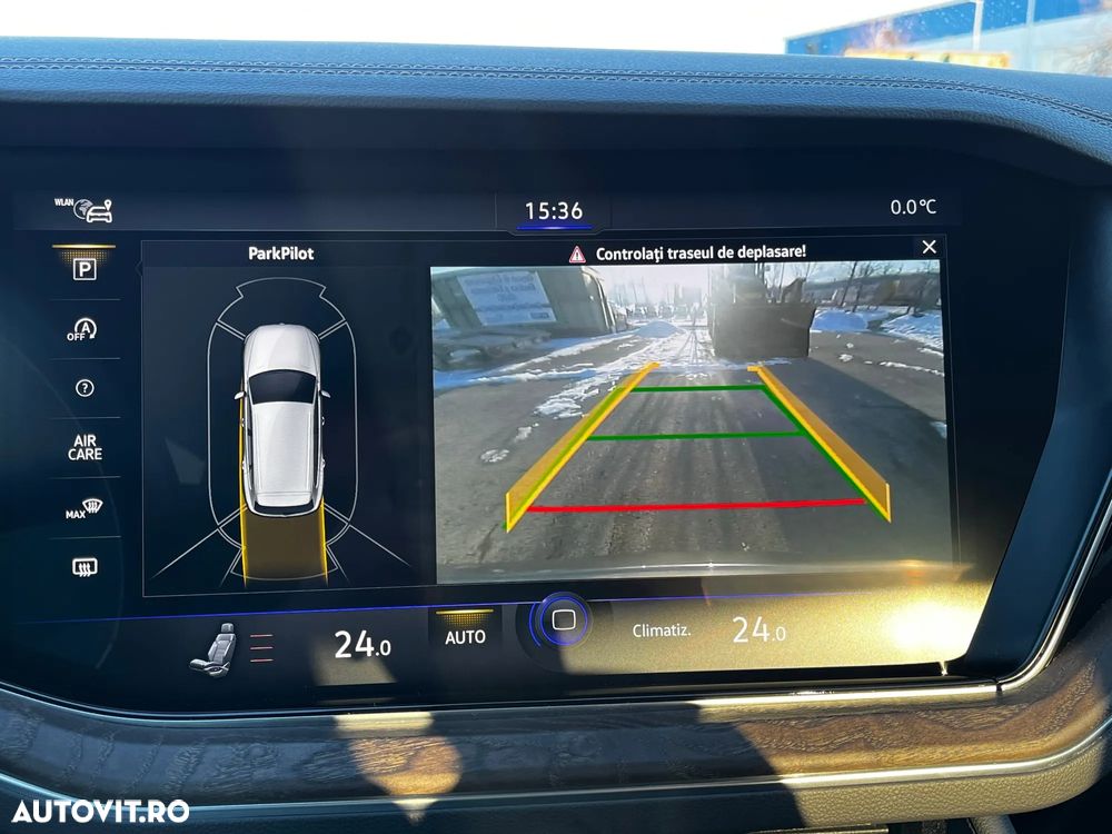 Volkswagen Touareg - 22