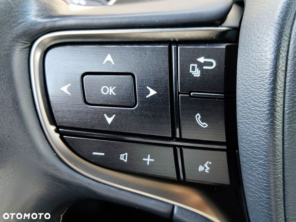 Lexus ES 300h Business Edition - 26