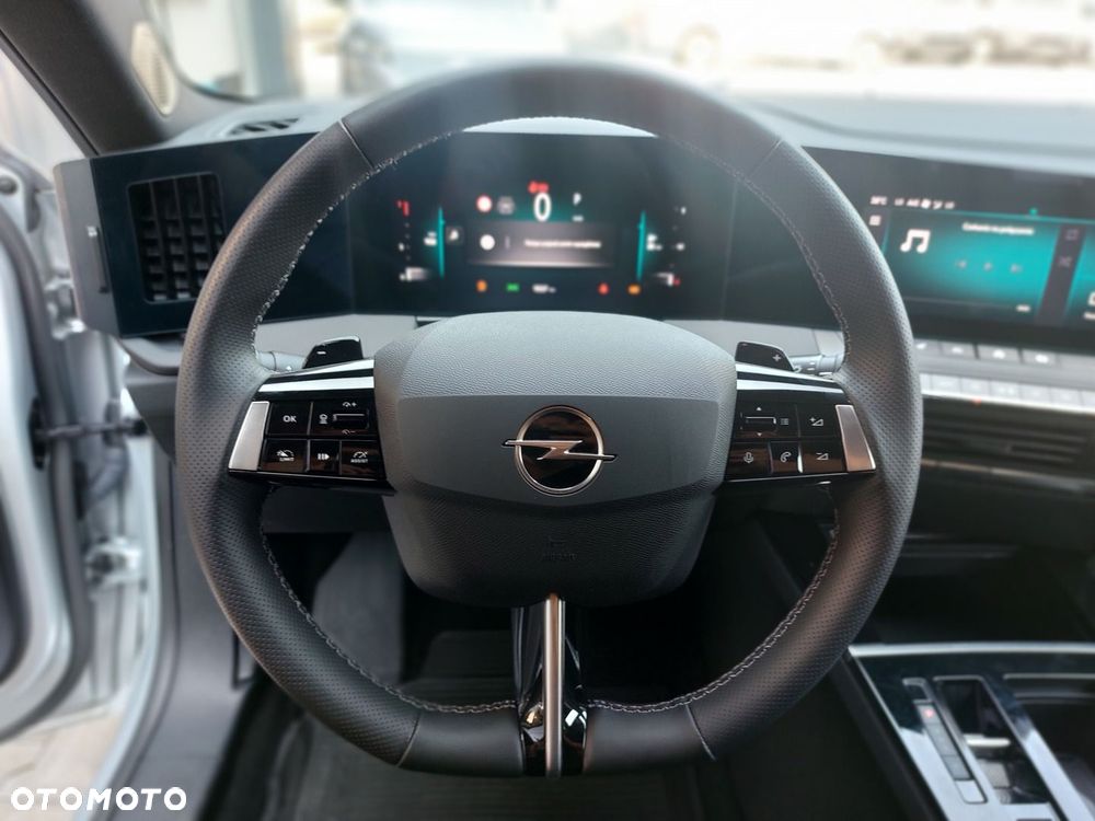 Opel Astra 1.2 T GS S&S - 16