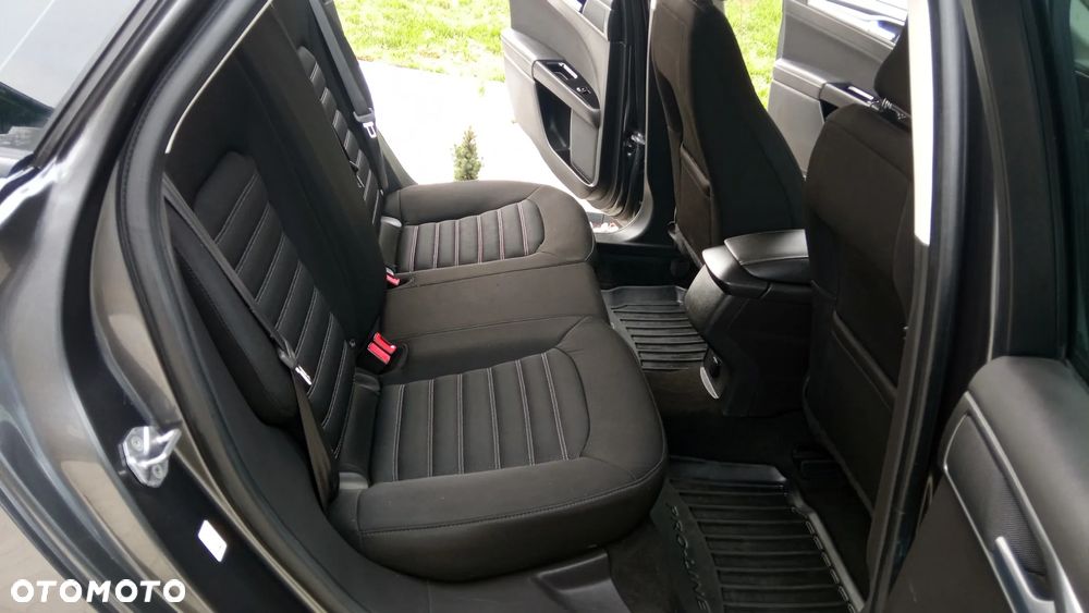Ford Mondeo - 18