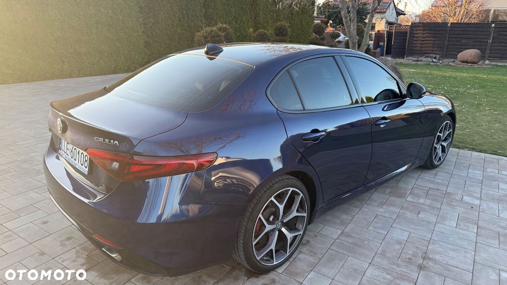 Alfa Romeo Giulia - 7