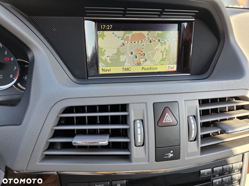 Mercedes-Benz Klasa E - 27