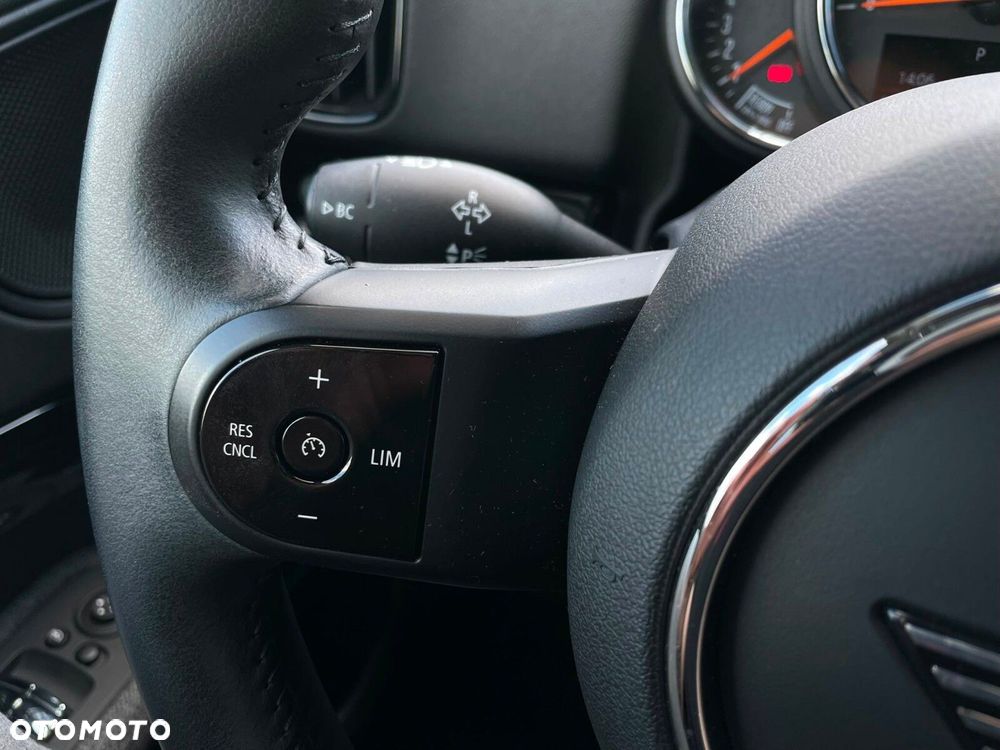 MINI Countryman - 24