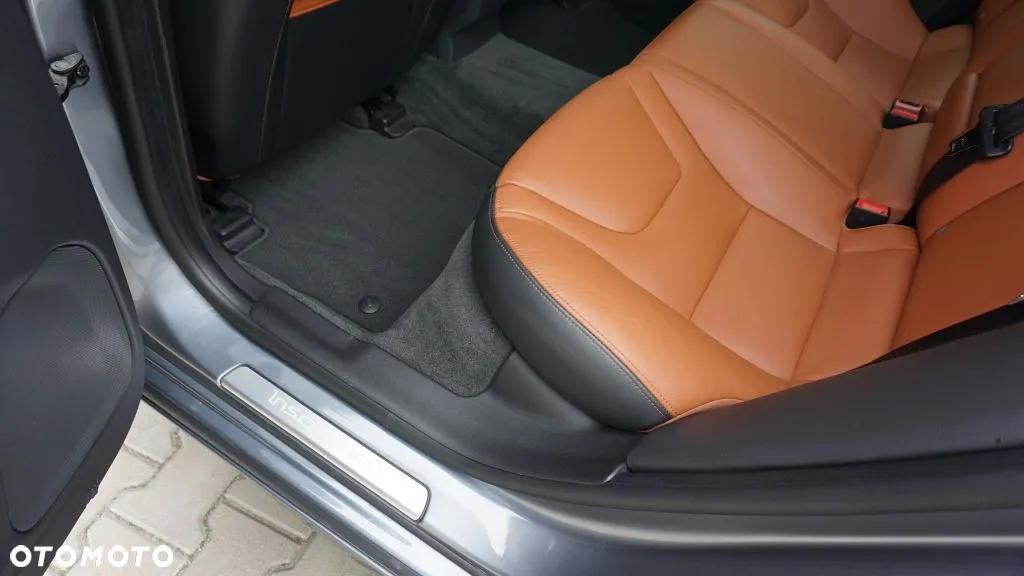 Volvo S60 2.5 T5 - 26