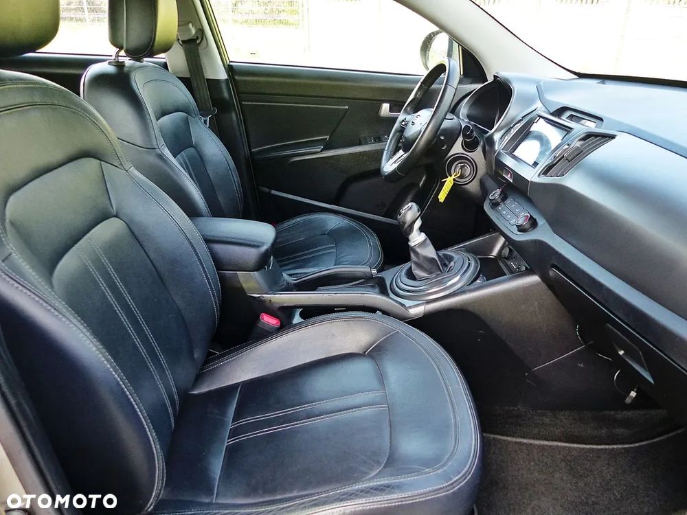 Kia Sportage 1.7 CRDI 2WD Vision - 24