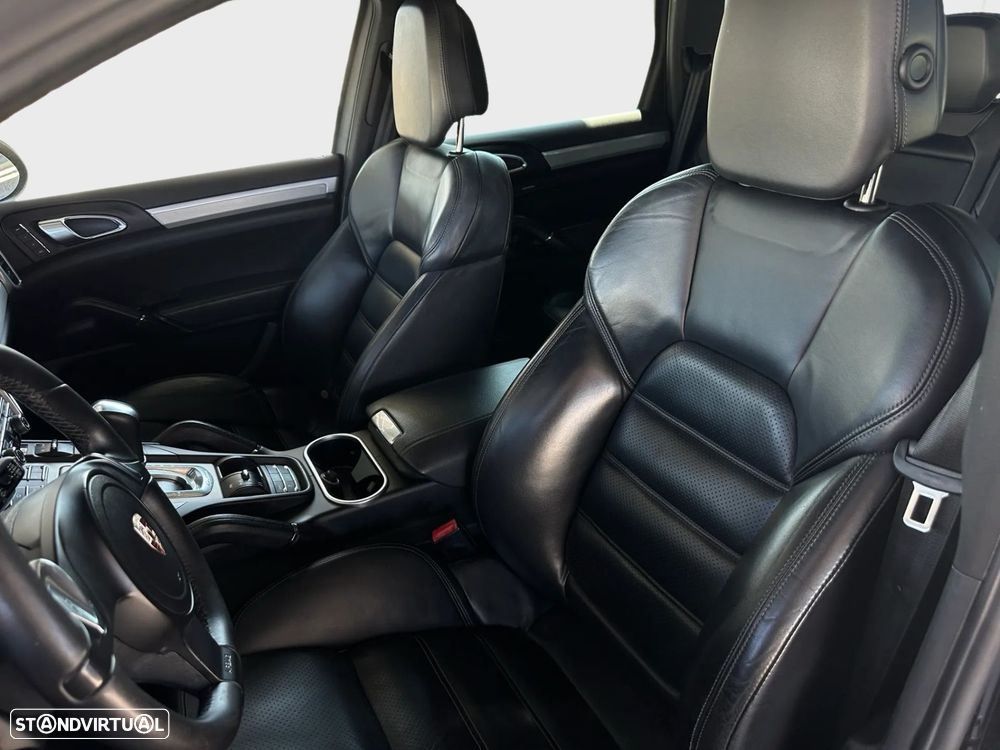 Porsche Cayenne Tiptronic - 13