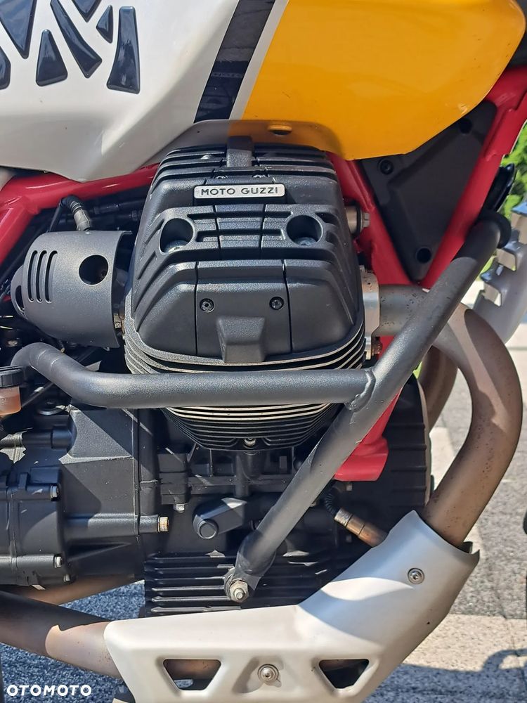 Moto Guzzi V85 - 10
