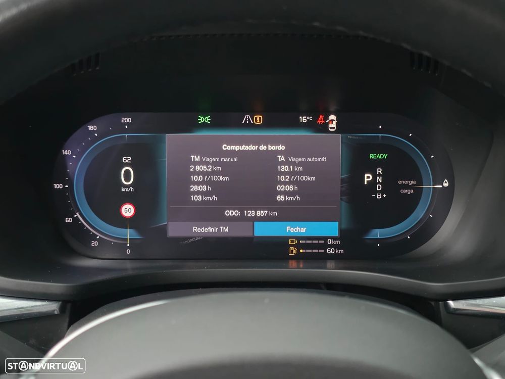 Volvo XC 60 2.0 T6 PHEV R-Design AWD - 11