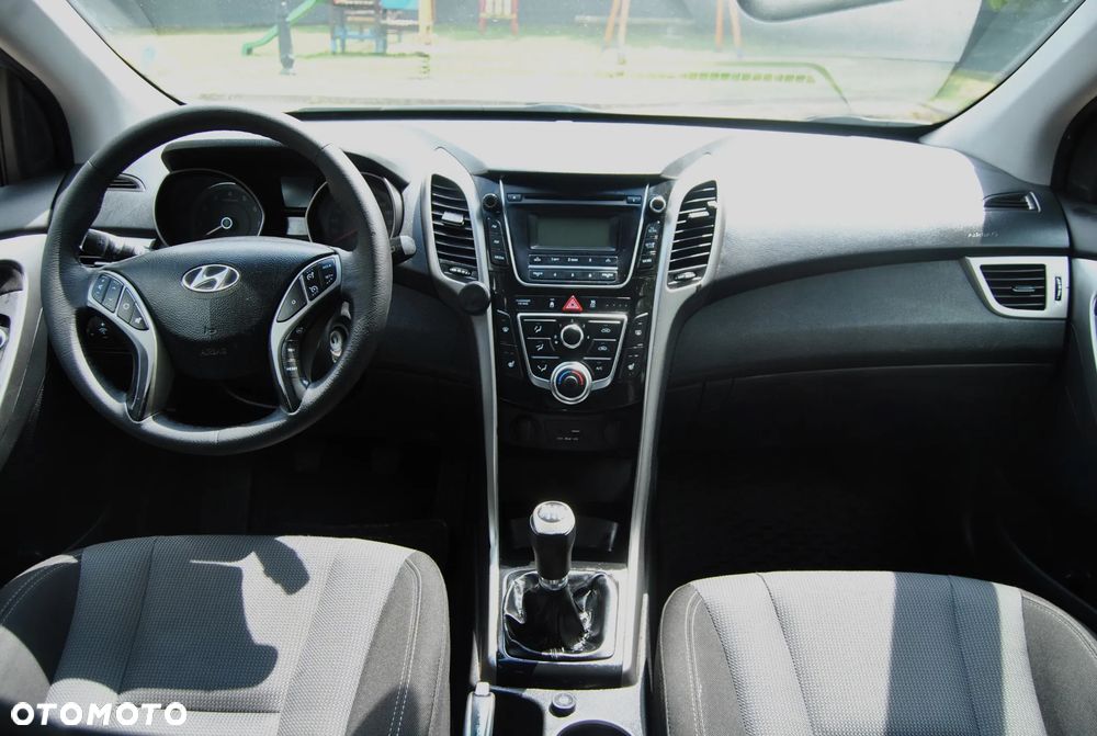 Hyundai i30 1.4 Select - 9