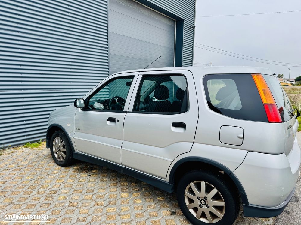 Suzuki Ignis 1.3 VVT 16V GLX - 4