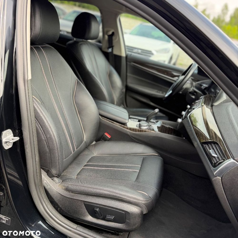 BMW Seria 5 - 35