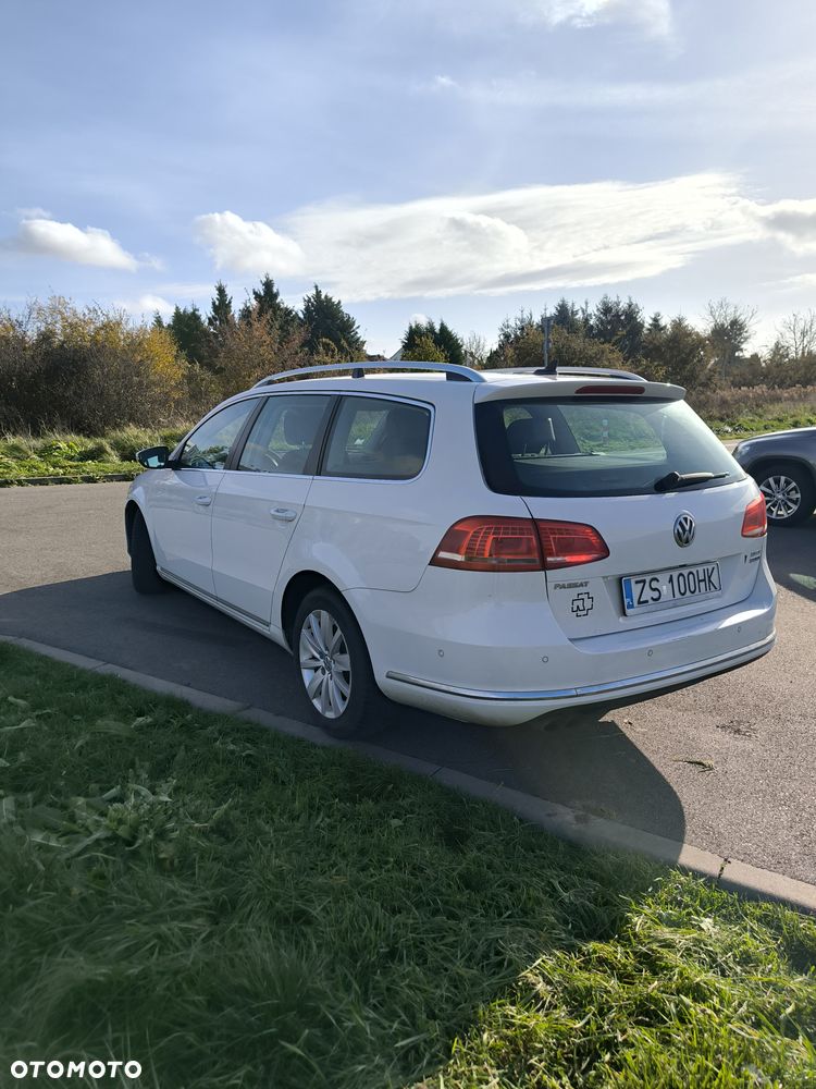 Volkswagen Passat 2.0 TDI DSG BlueMotion Technology Comfortline - 2