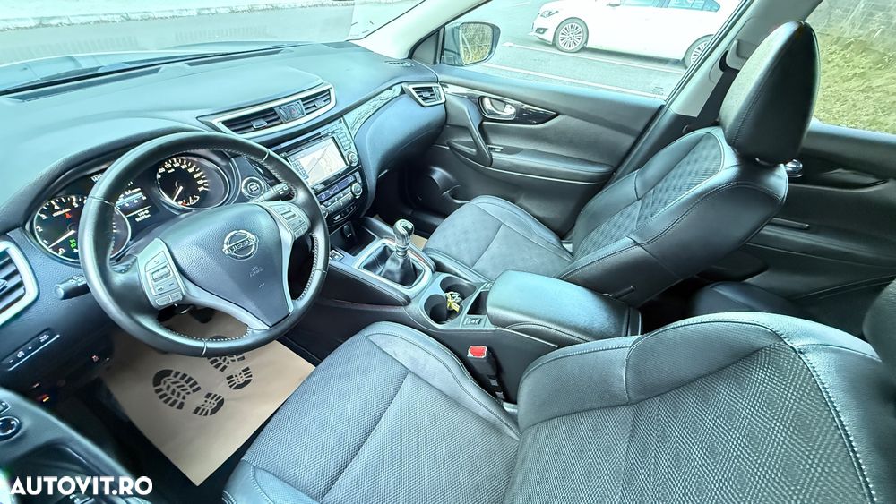 Nissan Qashqai - 14