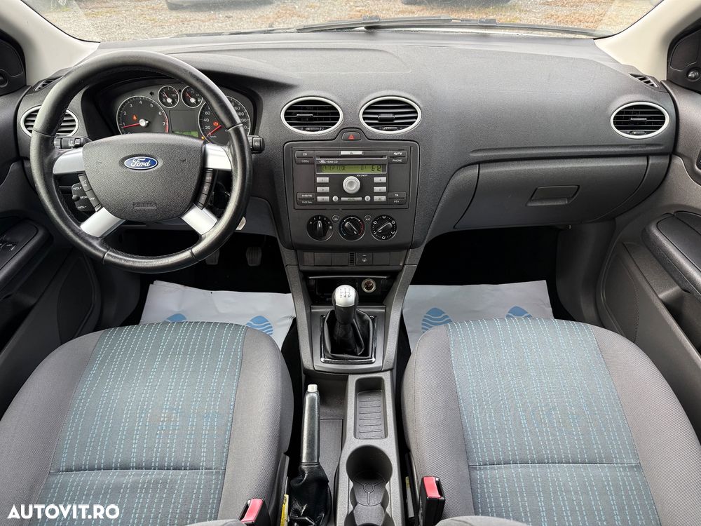 Ford Focus Turnier 1.6 16V Connection - 5