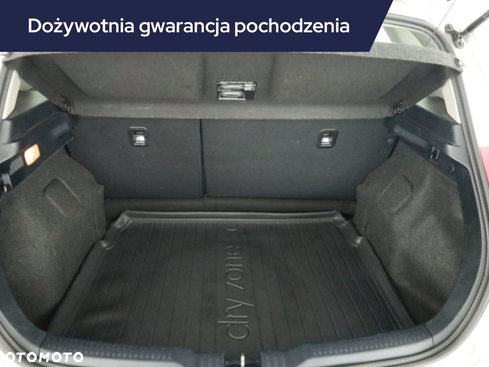 Toyota Auris - 13