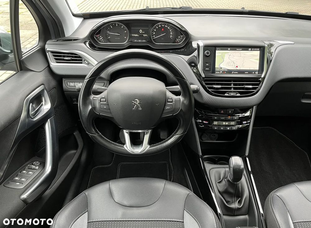 Peugeot 2008 1.6 BlueHDi Allure - 18