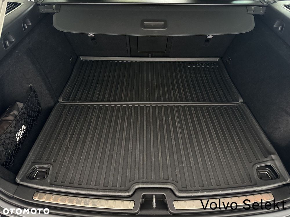 Volvo V60 Cross Country - 28