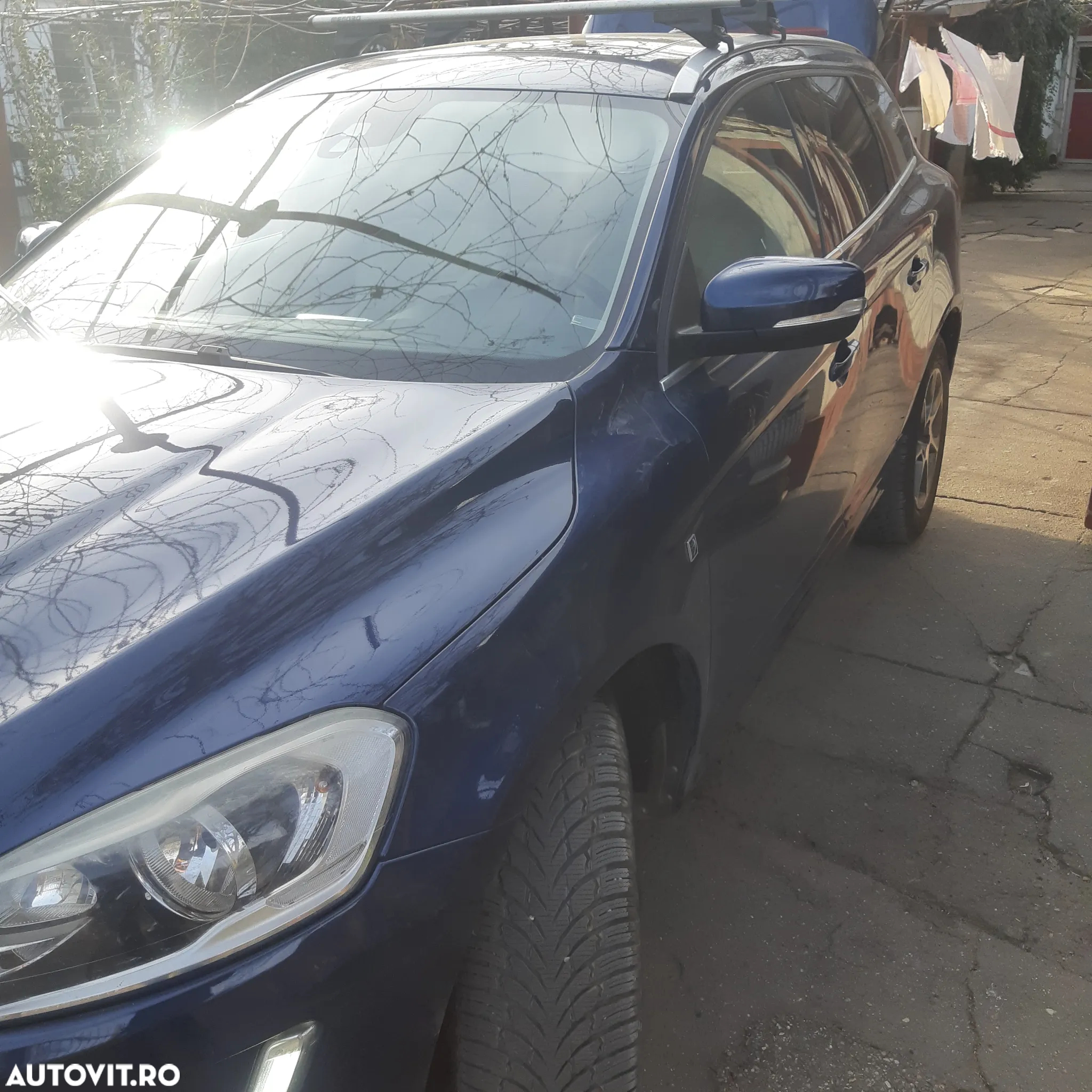 Volvo XC 60 D5 AWD Geartronic Ocean Race - 6