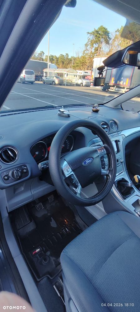 Ford Galaxy 2.0 TDCi Titanium - 17