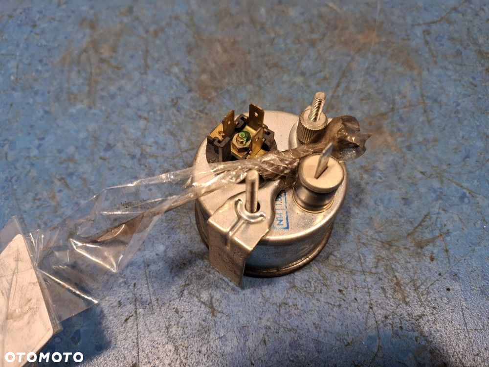 MERCEDES BENZ KACZKA 207 D WSKAŹNIK PALIWA - 9