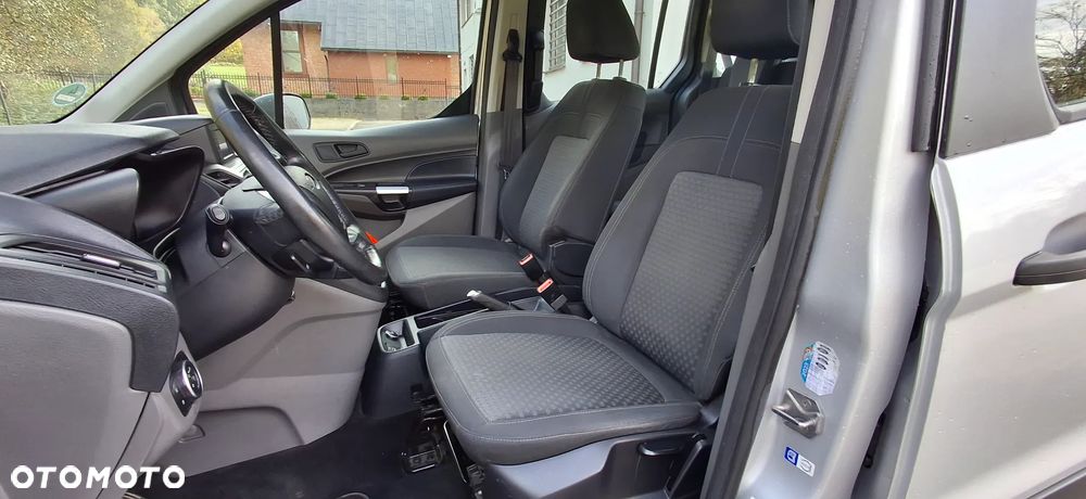 Ford Tourneo Connect 1.5 EcoBlue Start-Stop Titanium - 22