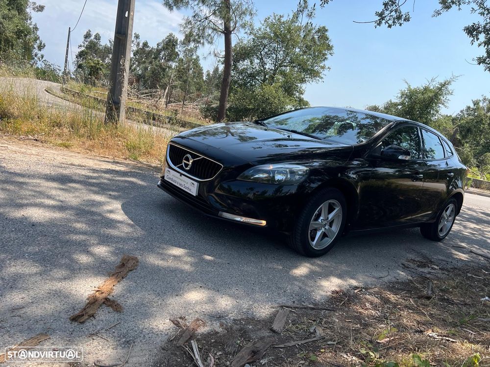 Volvo V40 2.0 D2 Momentum - 23