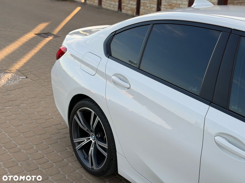 BMW Seria 3 320i Advantage - 7