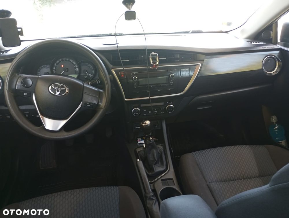Toyota Auris - 2