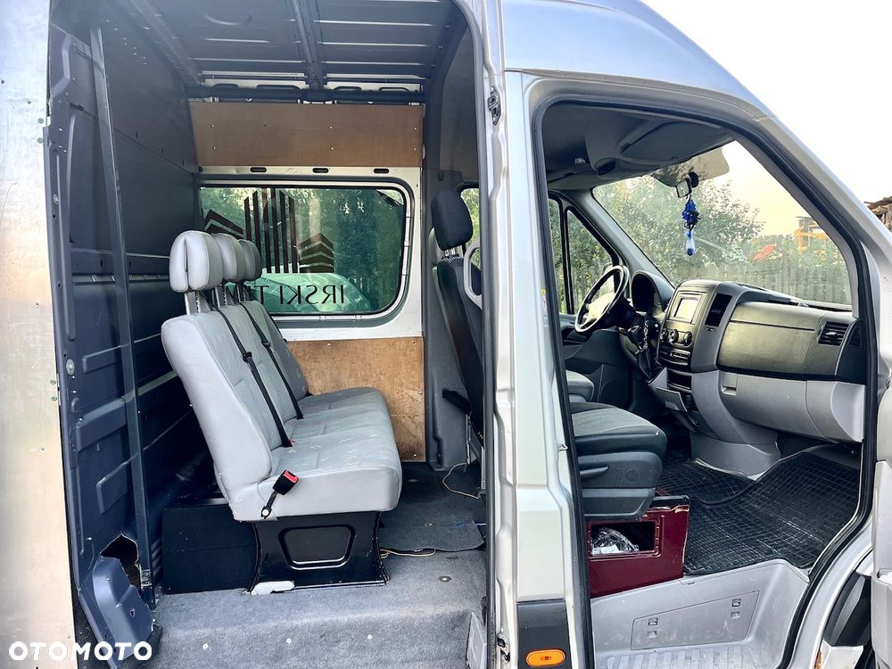 Volkswagen Crafter - 13