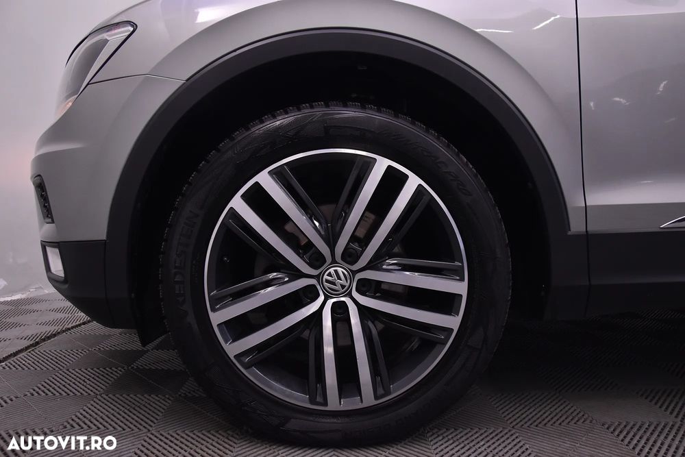 Volkswagen Tiguan - 14