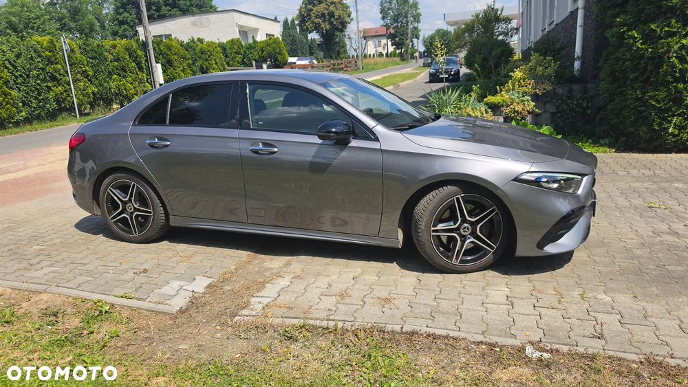 Mercedes-Benz Klasa A 220 d AMG Line 8G-DCT - 39
