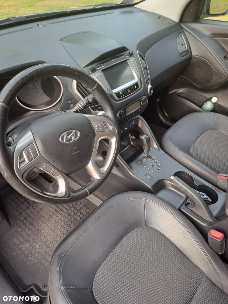 Hyundai ix35 2.0 CRDi 4WD Automatik Premium - 23