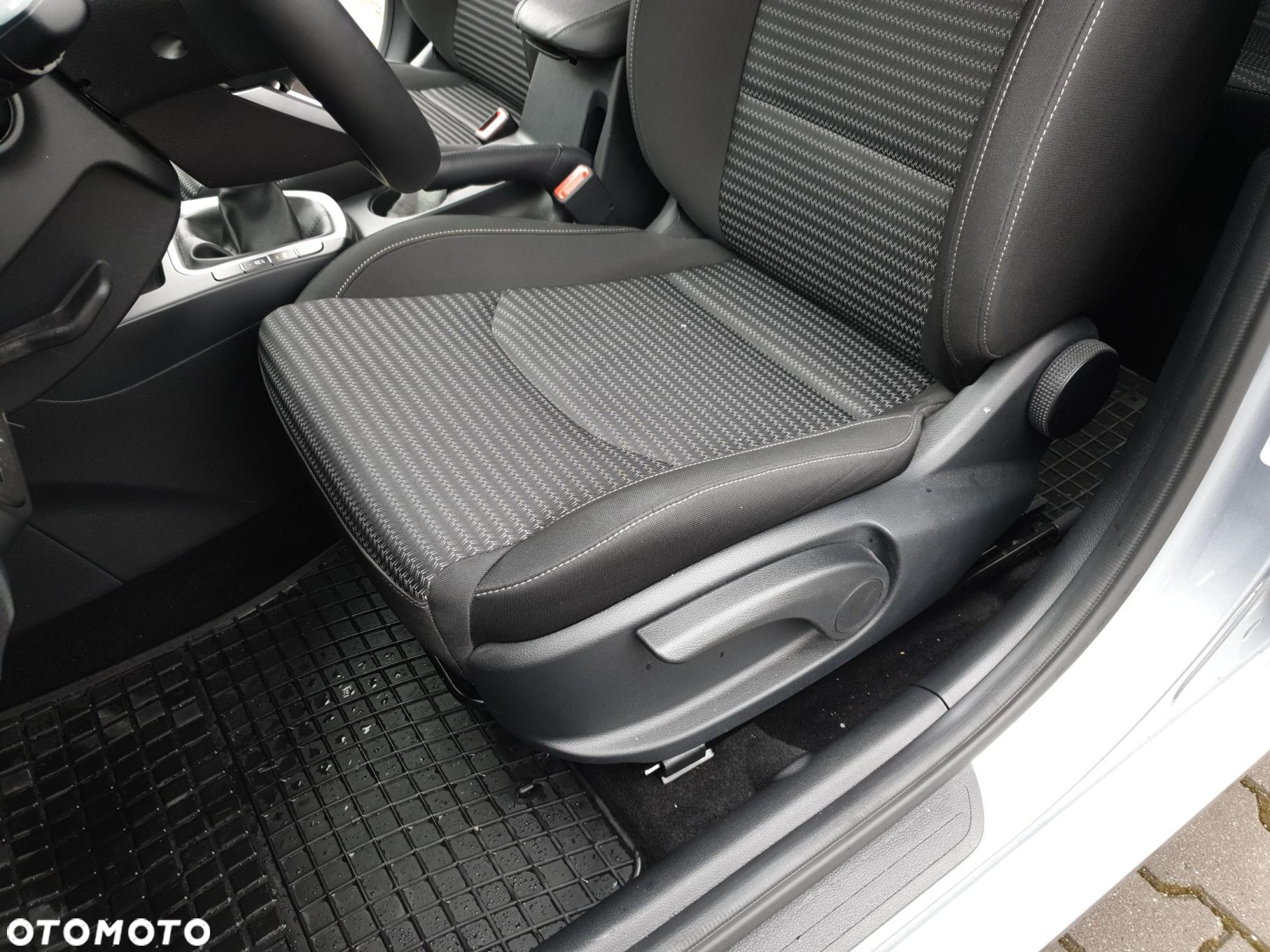 Kia Ceed 1.5 T-GDI M - 12