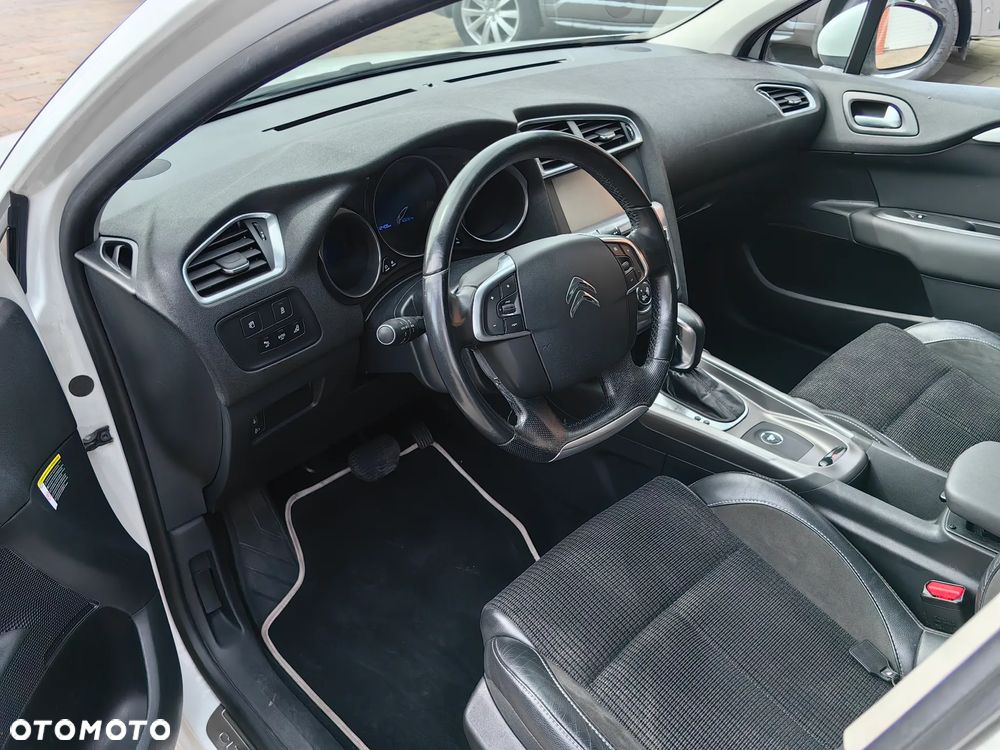 Citroën C4 1.2 PureTech Shine S&S EAT6 - 13